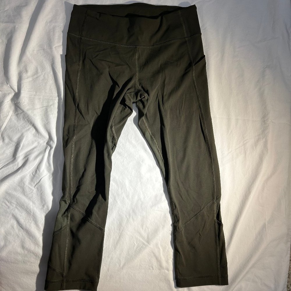 Lululemon Pace Rival Crop 22" Olive Size 8